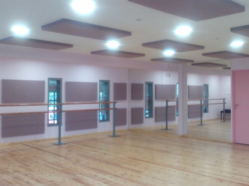 Ηχομόνωση - Ακουστική στη σχολή χορού "Εν Ροή", στο Μαρούσι